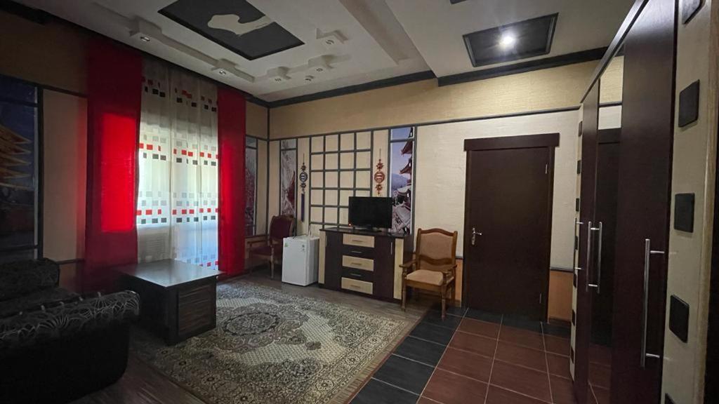 Rosa Roze Luxe House Otel Karagandy Dış mekan fotoğraf