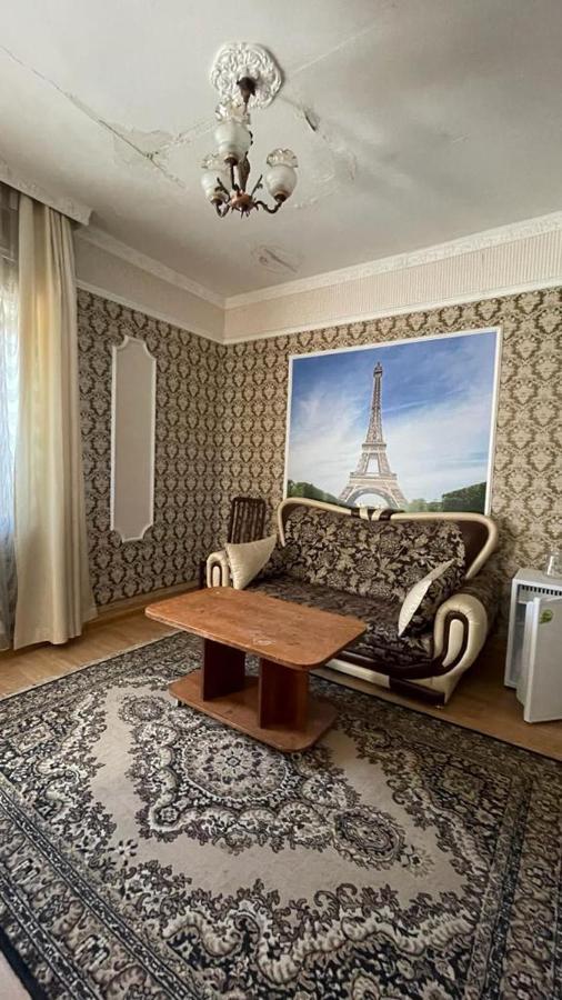 Rosa Roze Luxe House Otel Karagandy Dış mekan fotoğraf